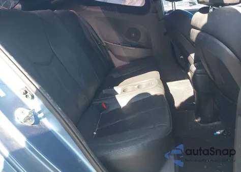 2016 Hyundai Veloster Turbo Rally Edition z USA, uszkodzony, nr VIN KMHTC6AE5GU253024